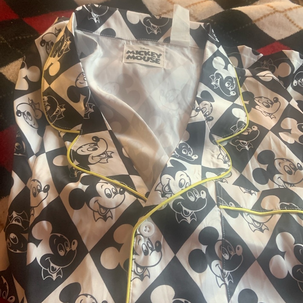 BN DISNEY STORE MICKEY MOUSE Pajamas 3XL